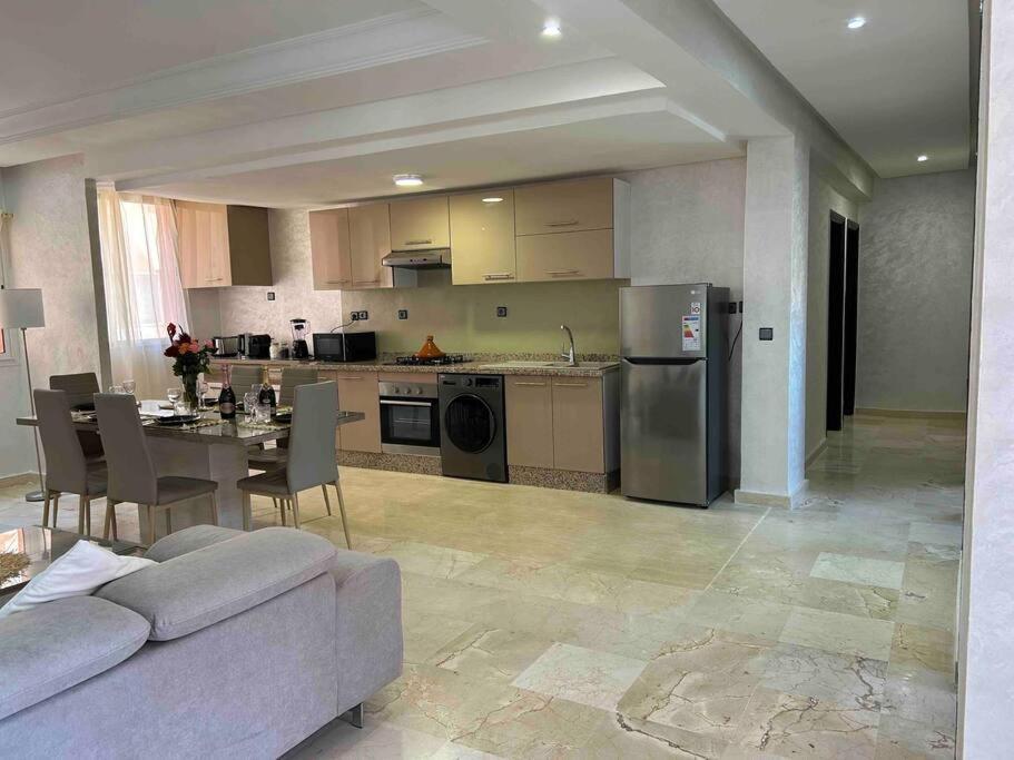 Appartement Haut Standing 3 Chambres Avec Terasse Quartier Gueliz Hivernage A Marrakech I19 Marrakesh Eksteriør bilde