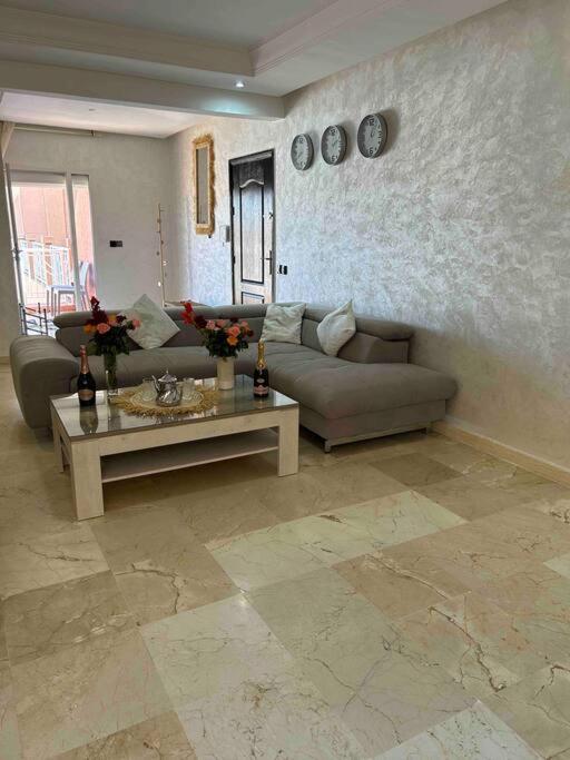 Appartement Haut Standing 3 Chambres Avec Terasse Quartier Gueliz Hivernage A Marrakech I19 Marrakesh Eksteriør bilde