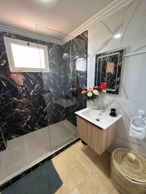 Appartement Haut Standing 3 Chambres Avec Terasse Quartier Gueliz Hivernage A Marrakech I19 Marrakesh Eksteriør bilde