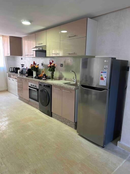 Appartement Haut Standing 3 Chambres Avec Terasse Quartier Gueliz Hivernage A Marrakech I19 Marrakesh Eksteriør bilde